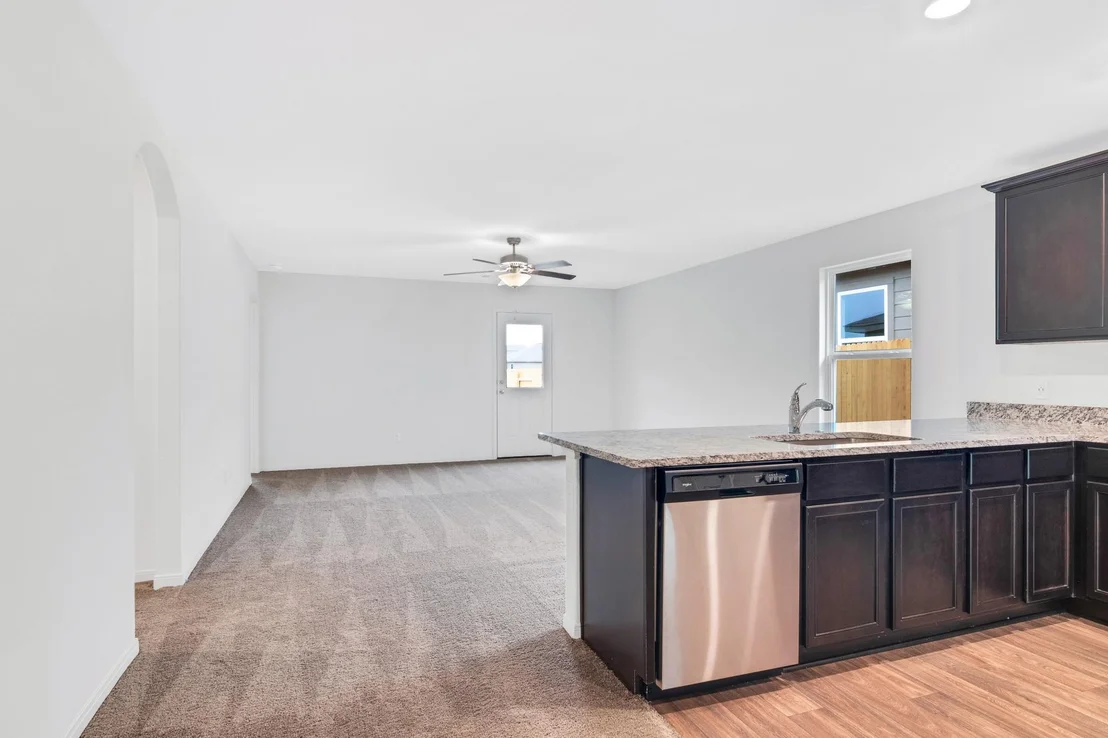 Photo of 112 Allington CIR