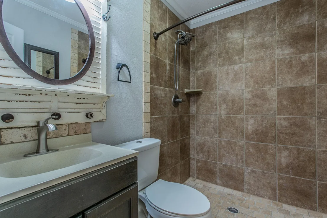 Photo of 102 Circle DR
