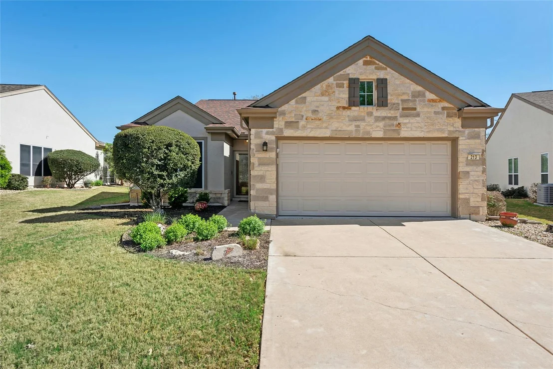 Photo of 213 Crockett LOOP