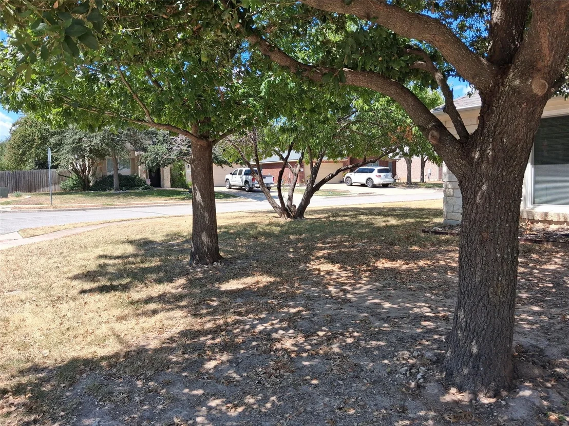 Photo of 1101 Downridge DR