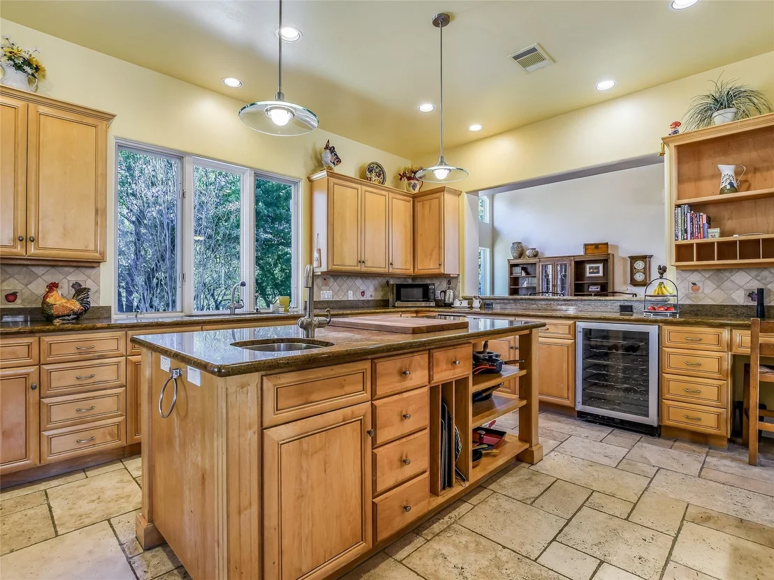Photo of 25909 Hamilton Pool RD