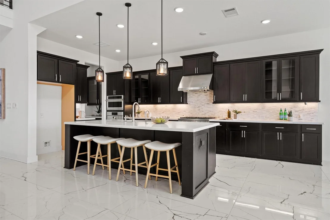 Photo of 4909 Risana BND