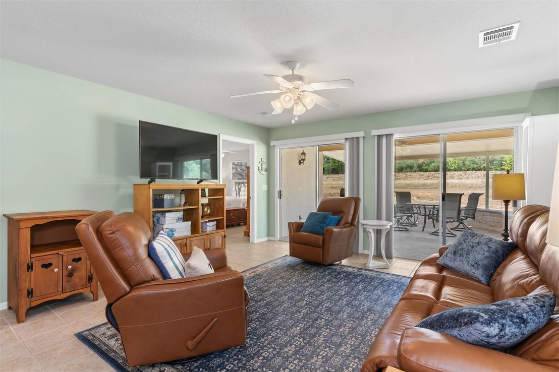 Photo of 533 Salt Creek LN