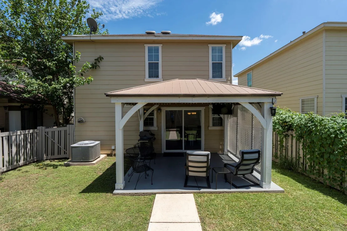 Photo of 1051 Dorn