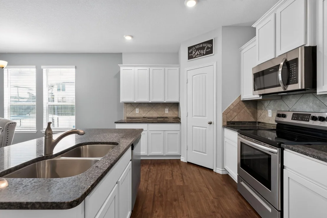 Photo of 5102 Primavera LN