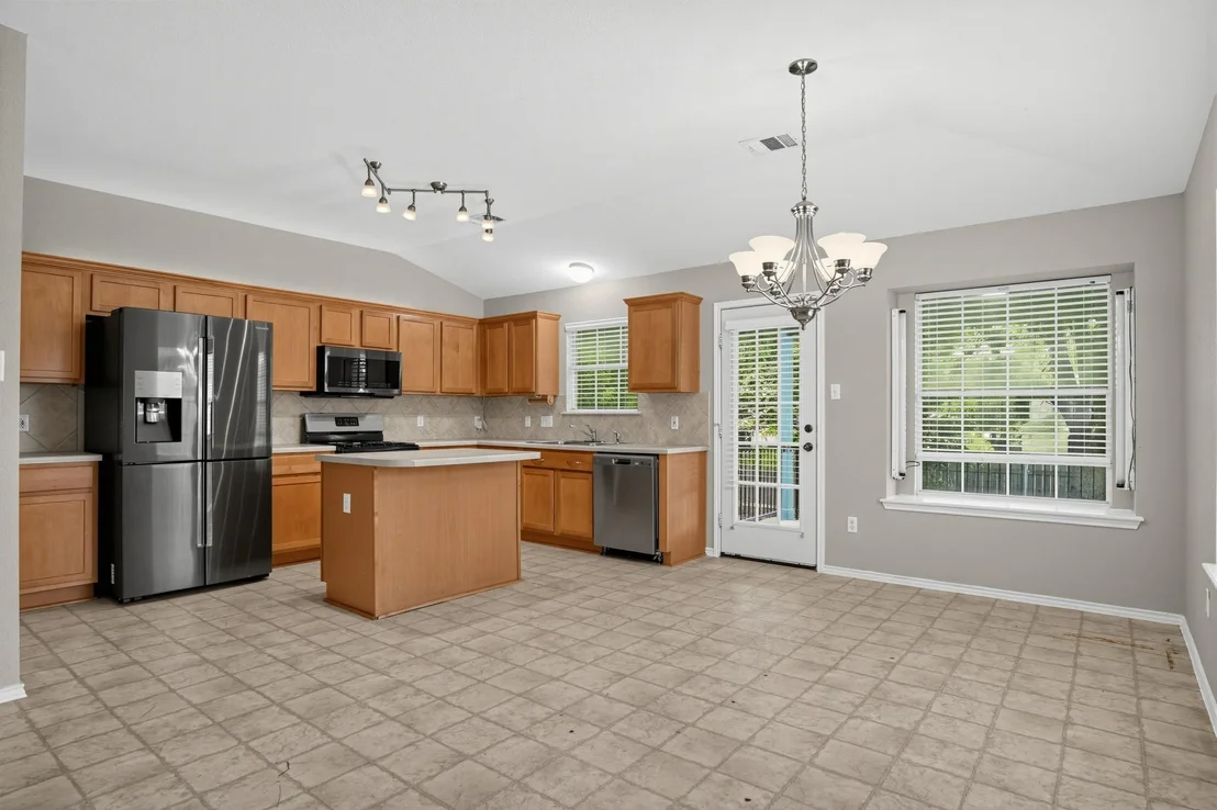 Photo of 1417 Sweet Leaf LN