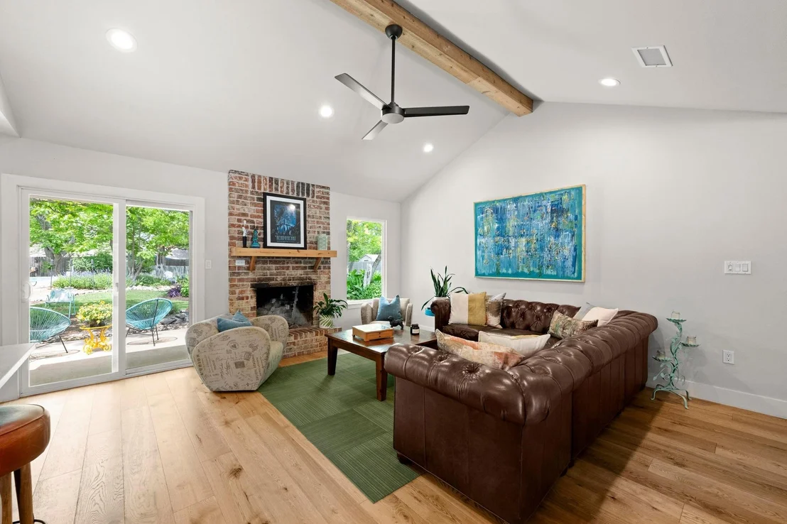 Photo of 2400 Rustic Oak LN