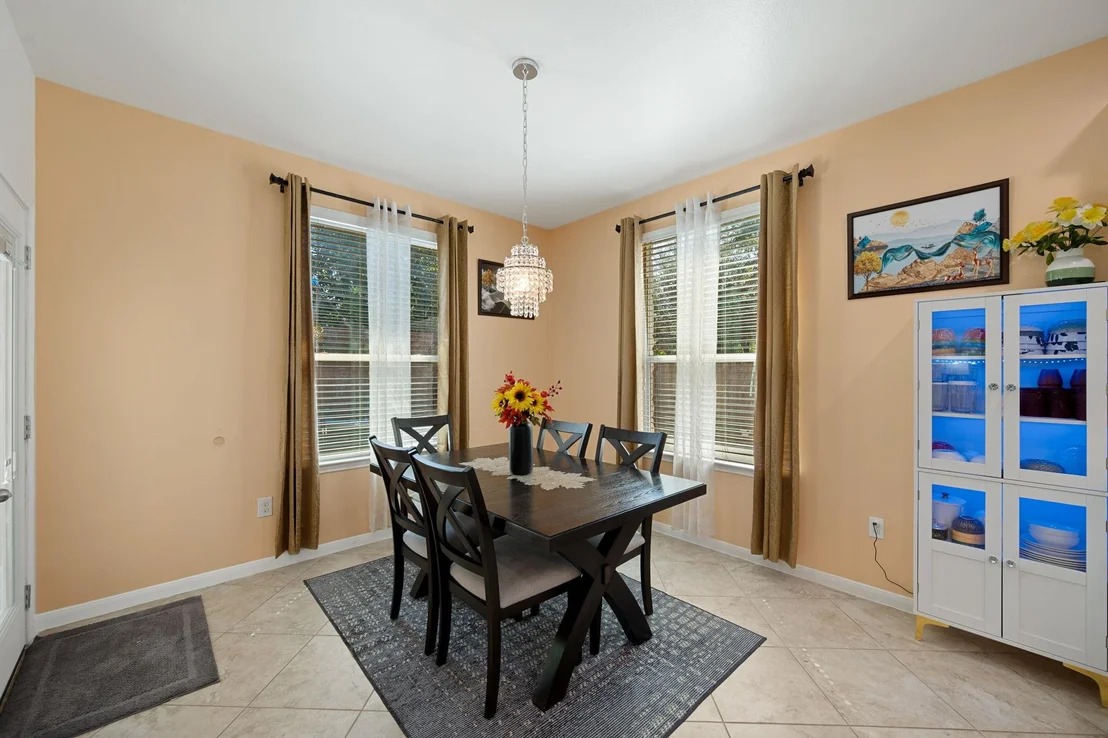 Photo of 2509 Etta May LN