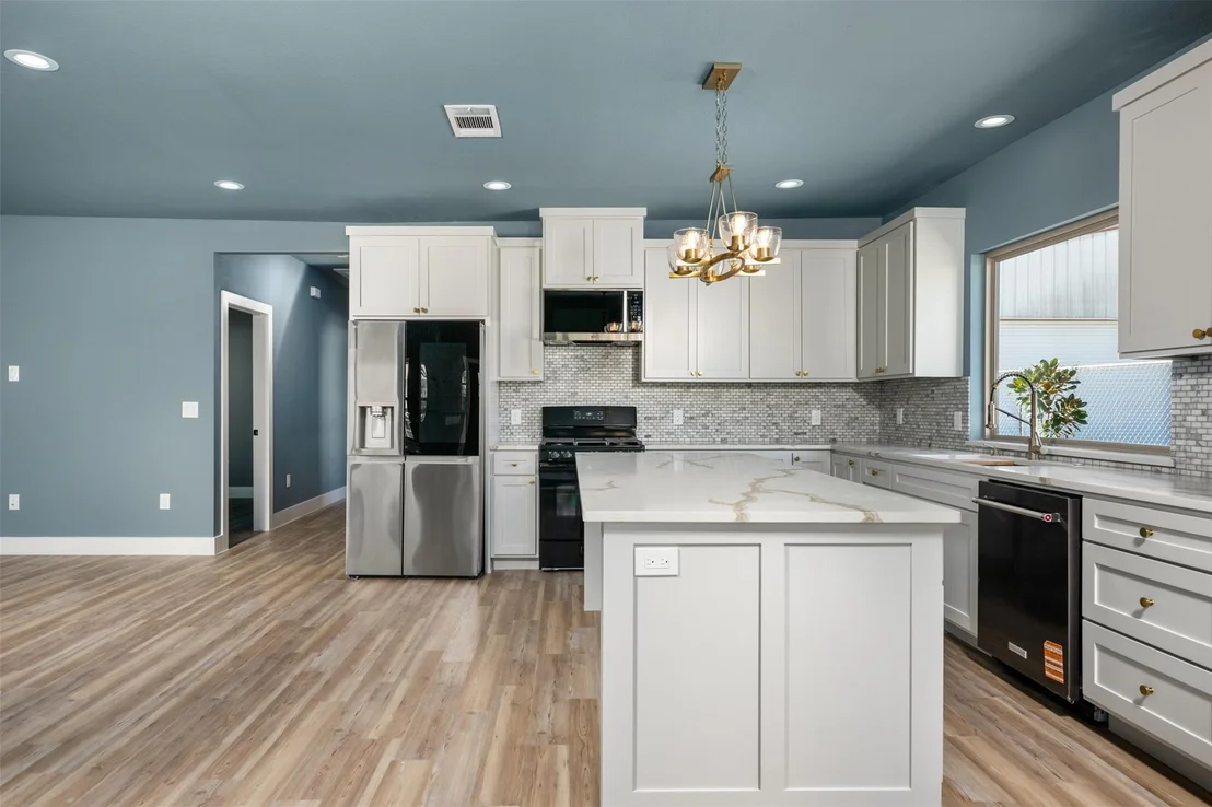 Photo of 1205 W Avenue G