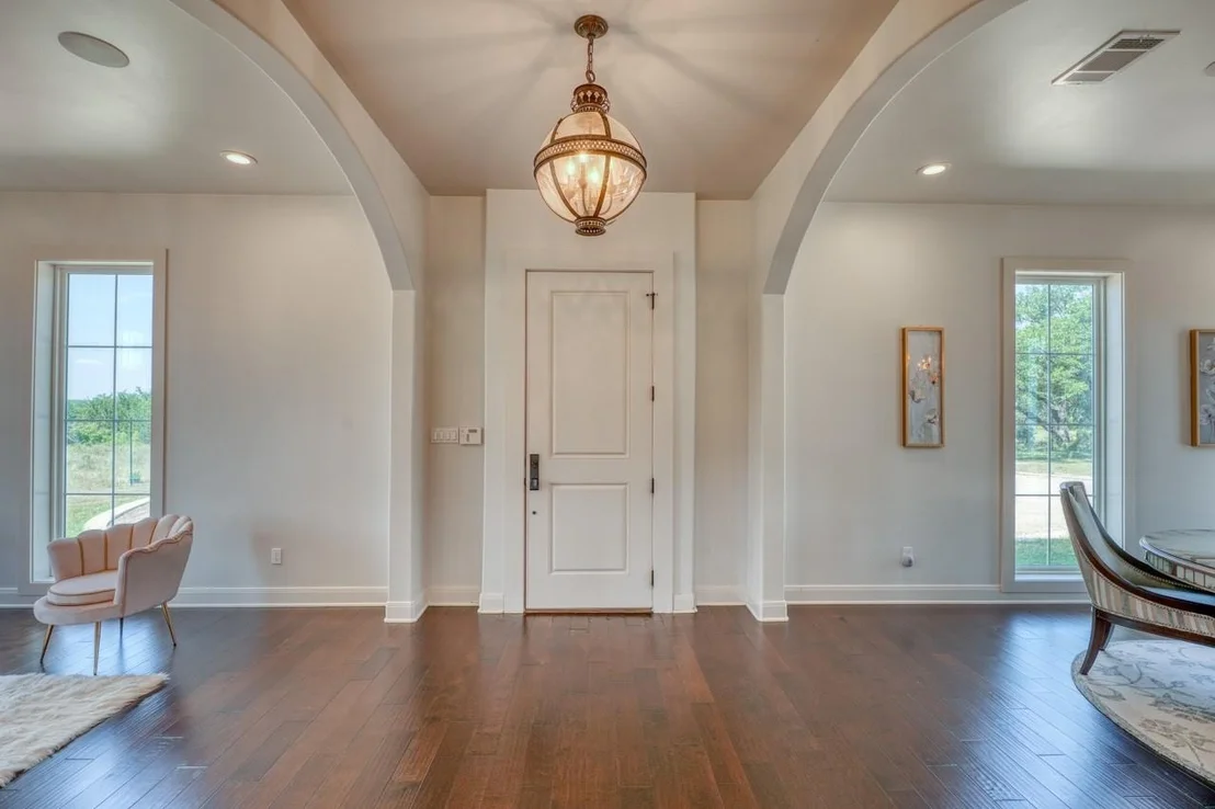 Photo of 301 Twisted Oak DR