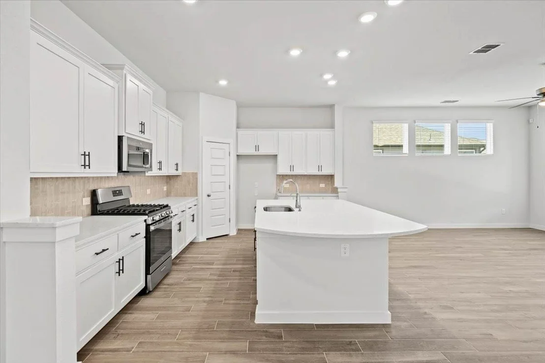 Photo of 151 Acadia DR