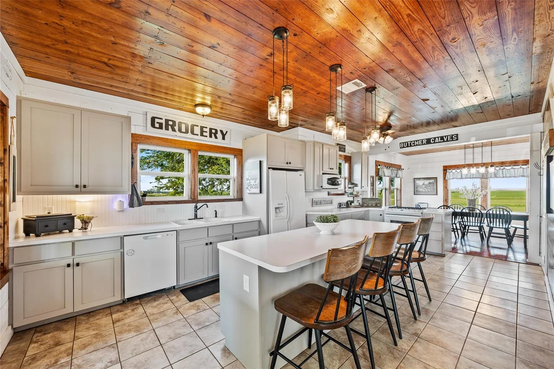 Photo of 281 Ging RD