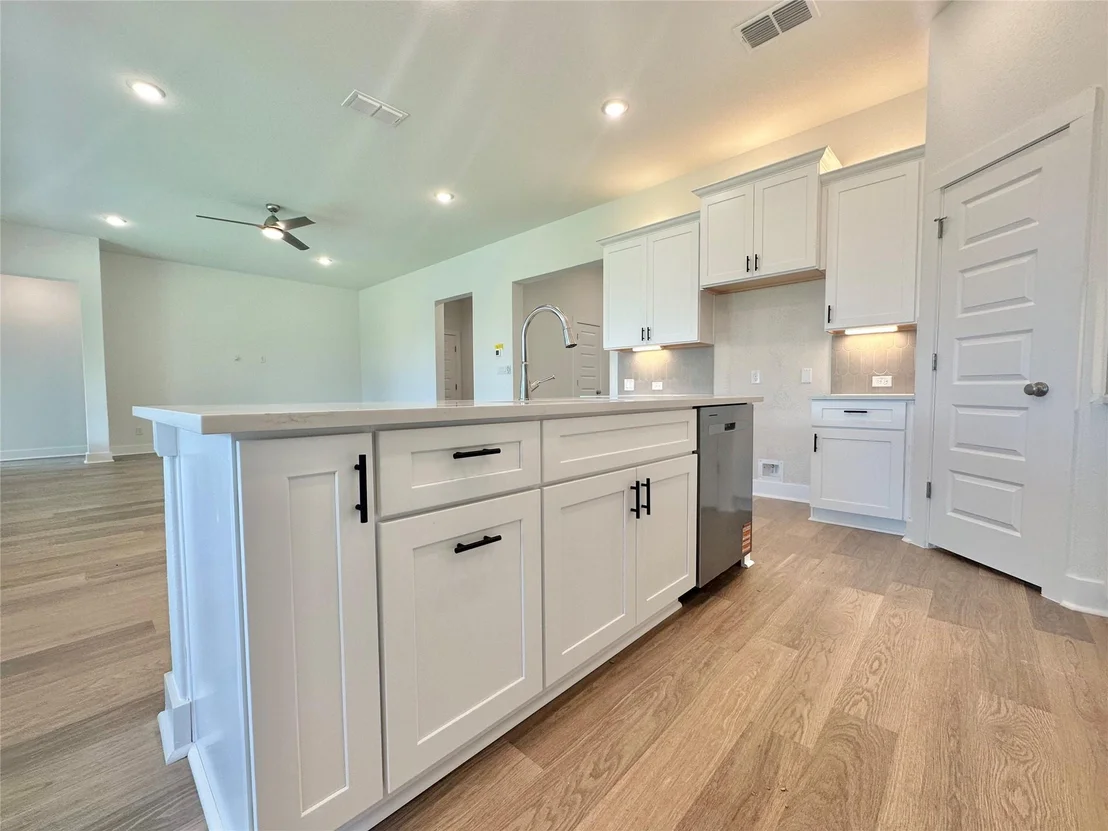 Photo of 300 Treadwell LN