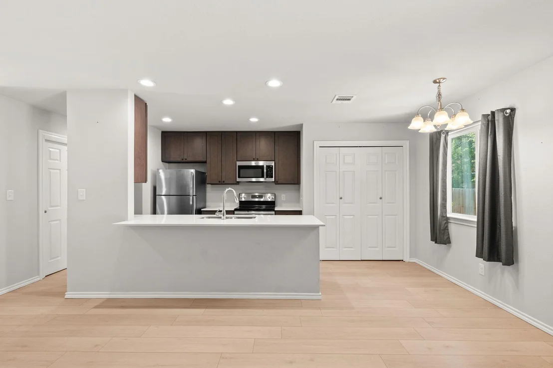 Photo of 112 Brianna CIR