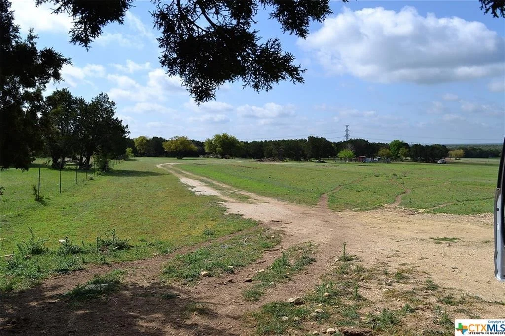 Photo of 1290 County Road 4765