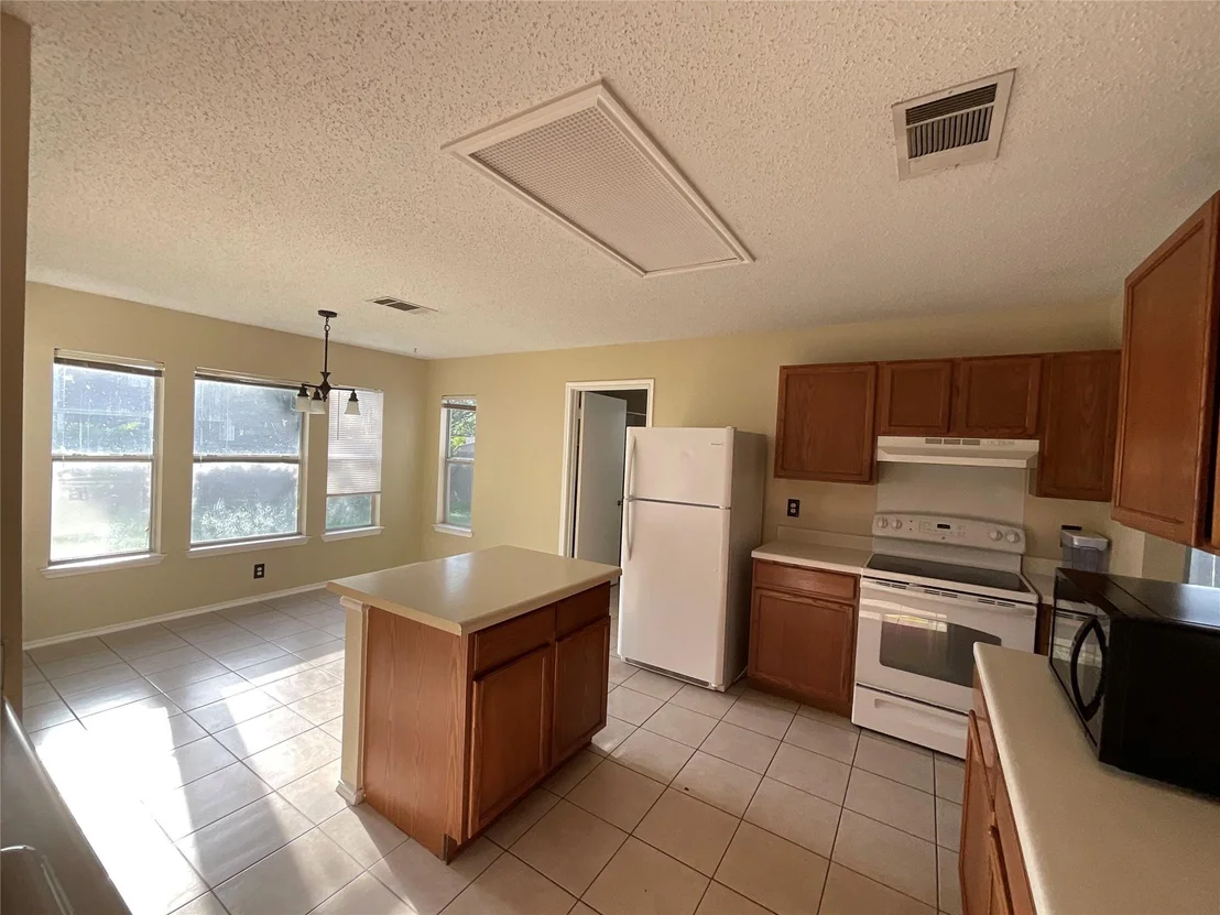 Photo of 1172 Southern PL