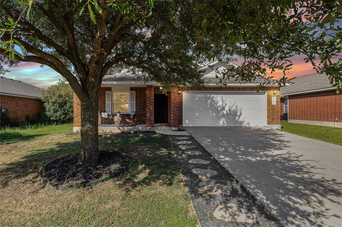 Photo of 303 Northern TRL