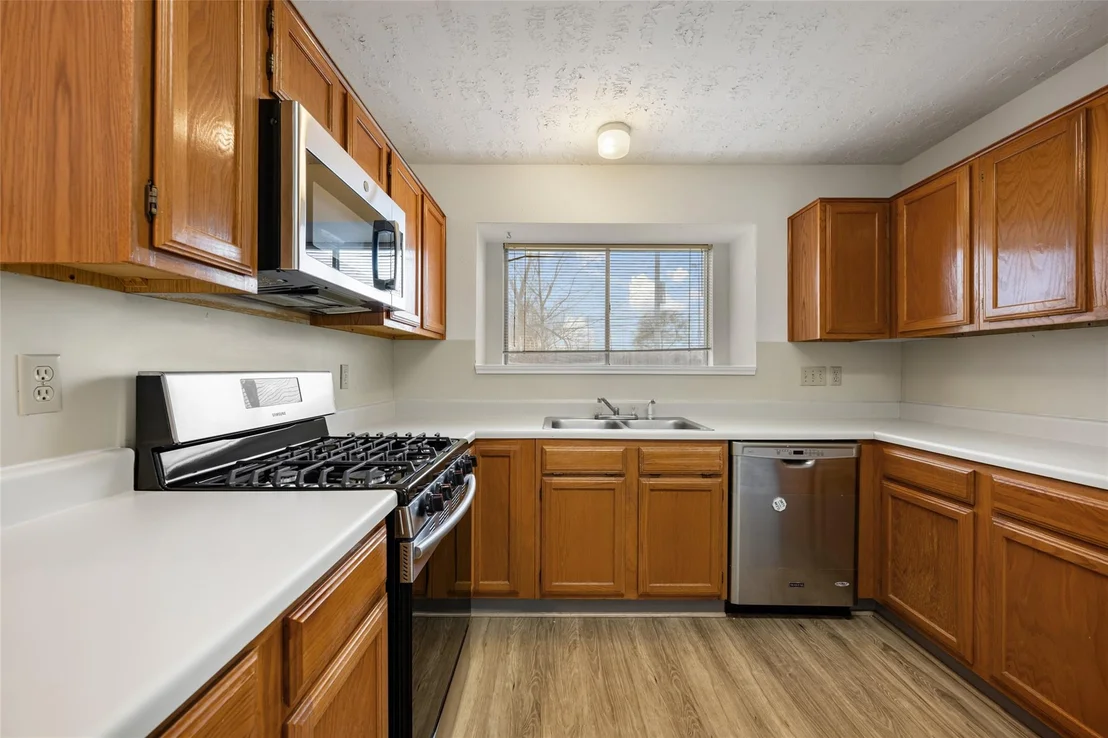 Photo of 712 Quail Run RD