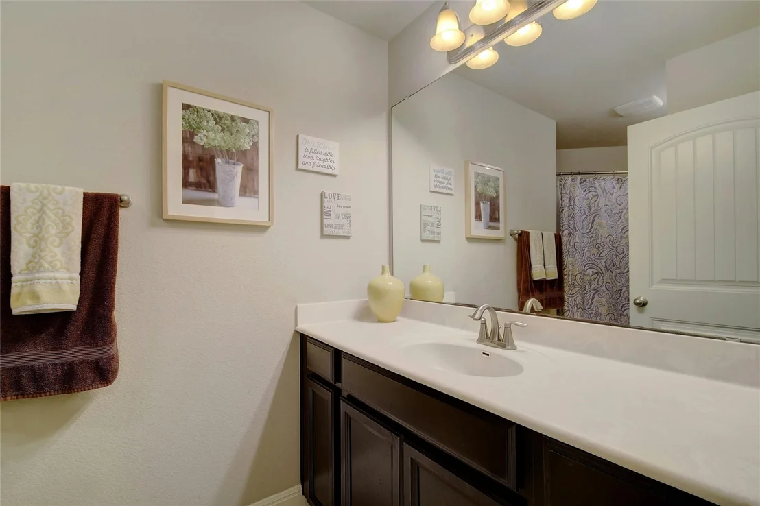 Photo of 578 Ledge Stone DR