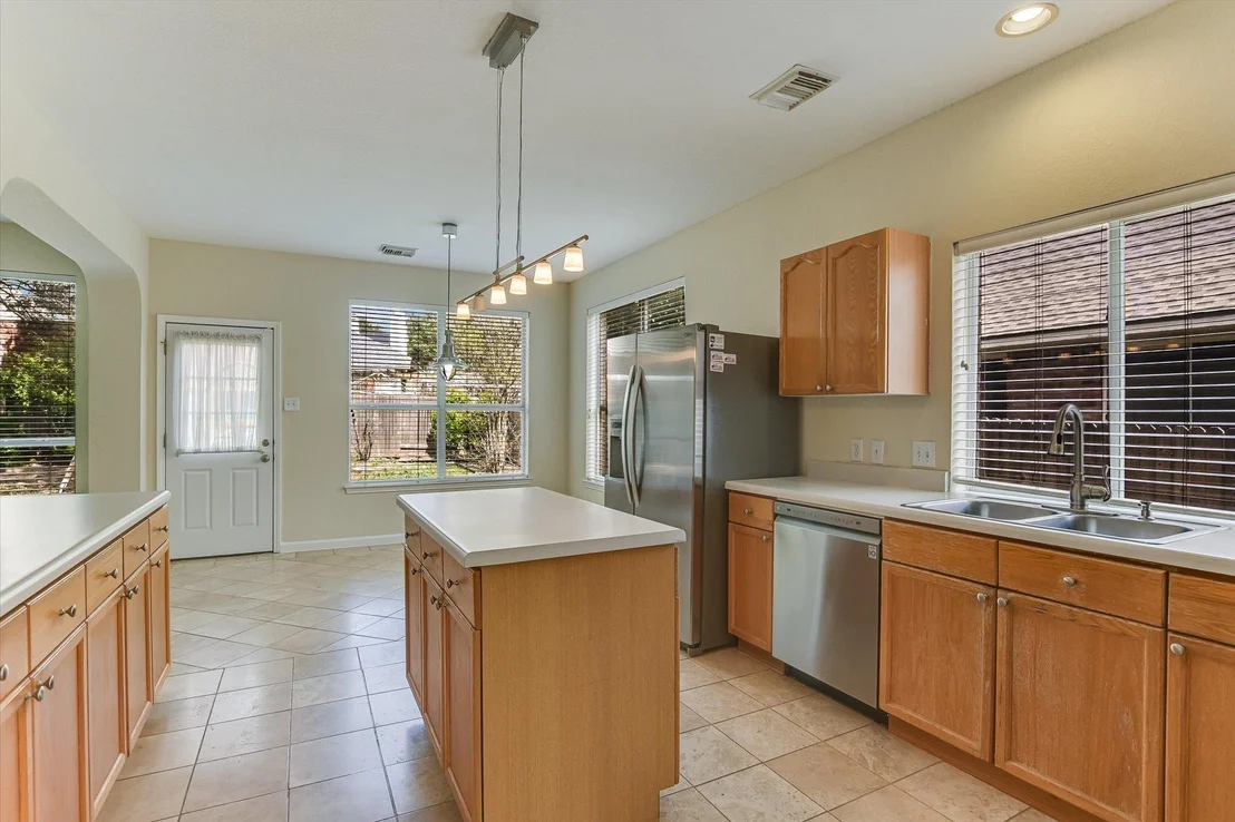 Photo of 2218 Equestrian TRL
