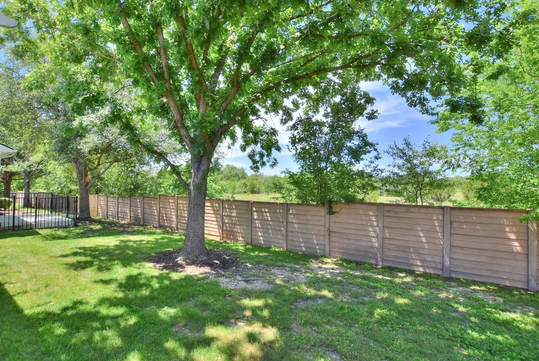 Photo of 221 Bonham LOOP