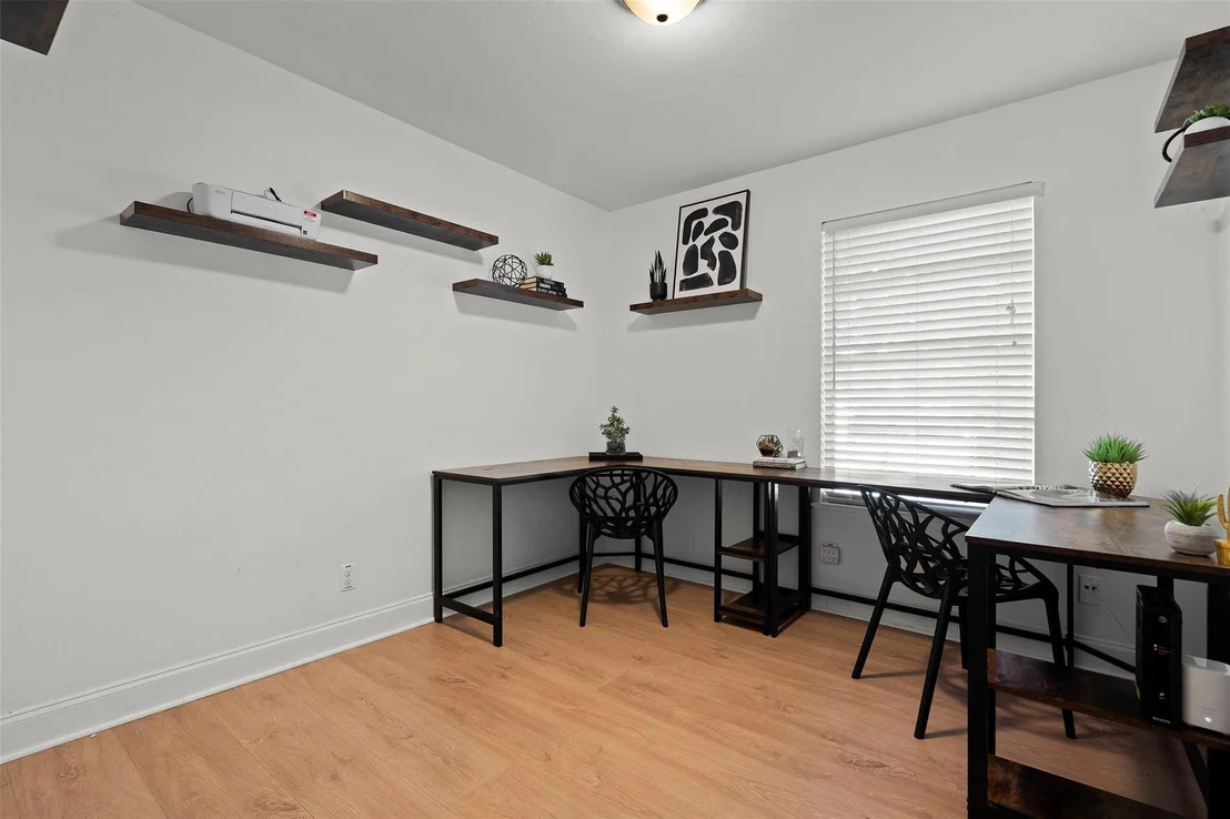 Photo of 8504 Contour DR