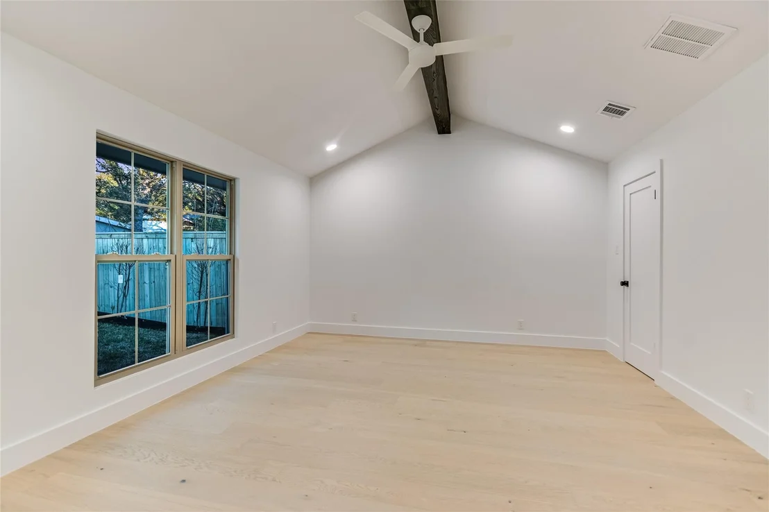 Photo of 1316 Wilderness DR