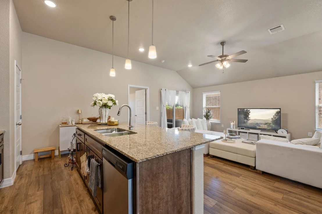 Photo of 1021 Coriander RD