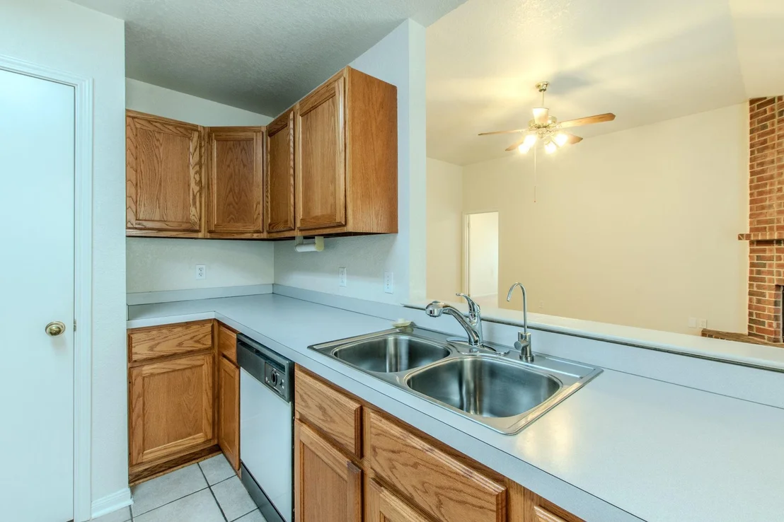 Photo of 4713 Hartrick Bluff RD