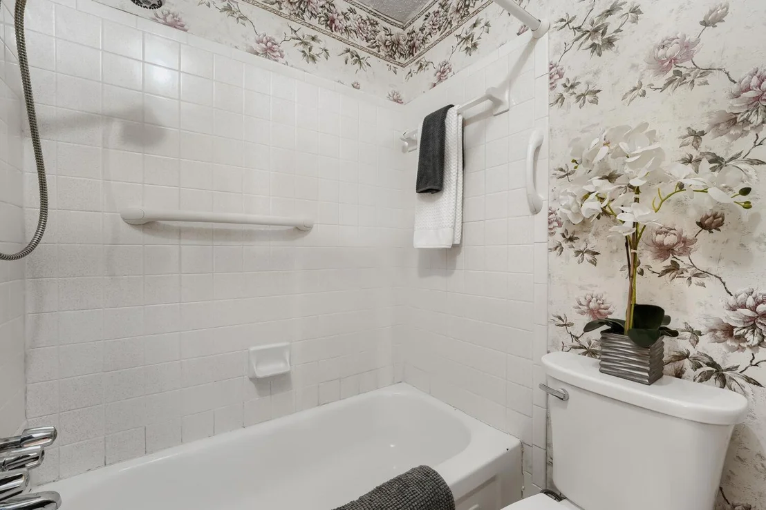 Photo of 1907 Mirabeau ST