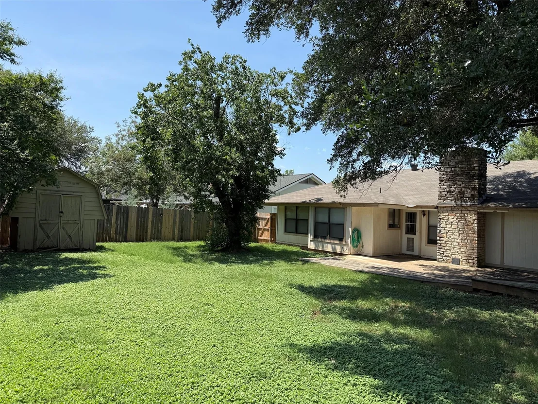 Photo of 3511 Monument DR