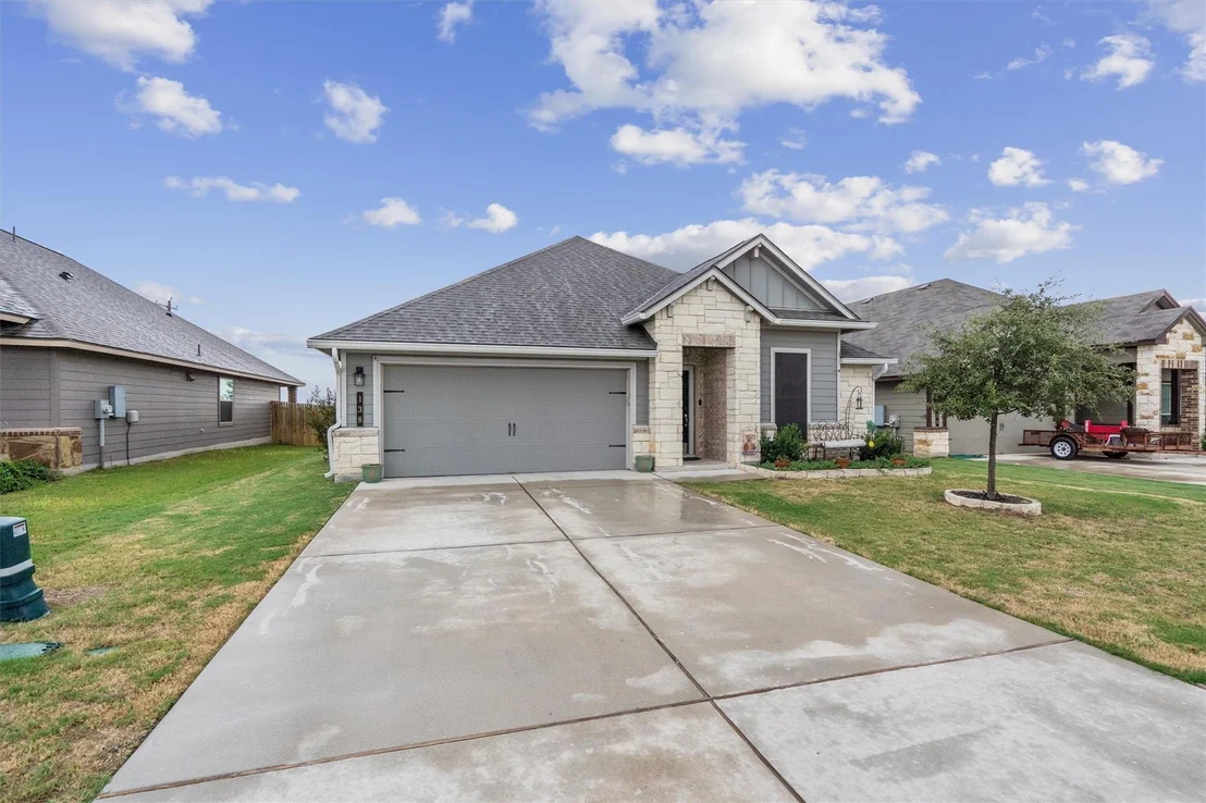 Photo of 138 Beth Ann LOOP
