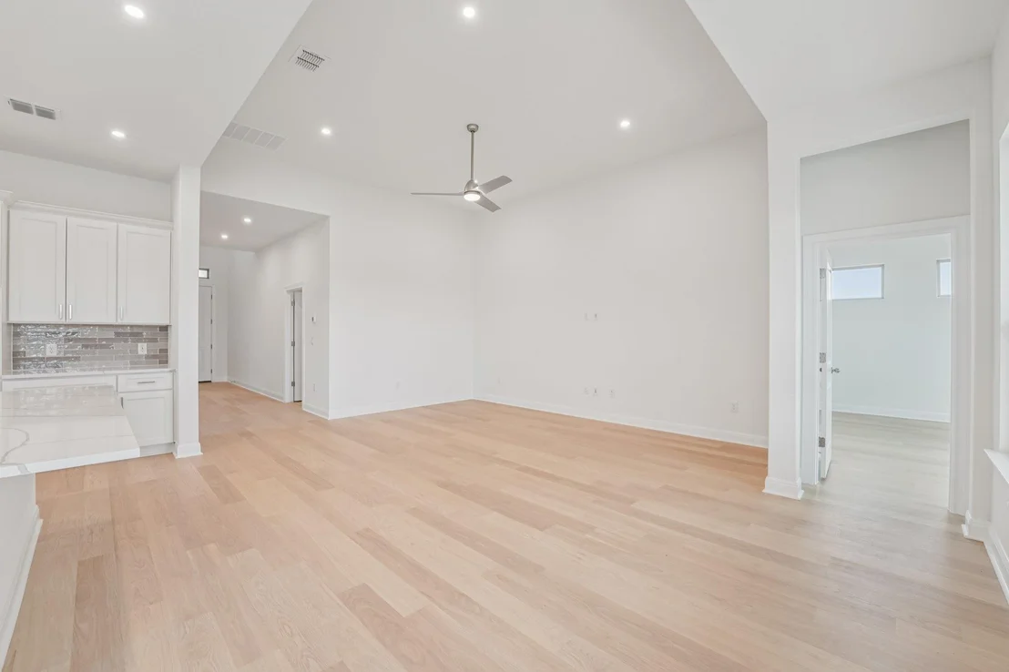 Photo of 243 Tenny LN