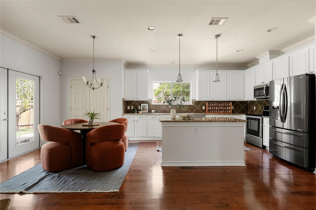 Photo of 212 Camperdown Elm DR