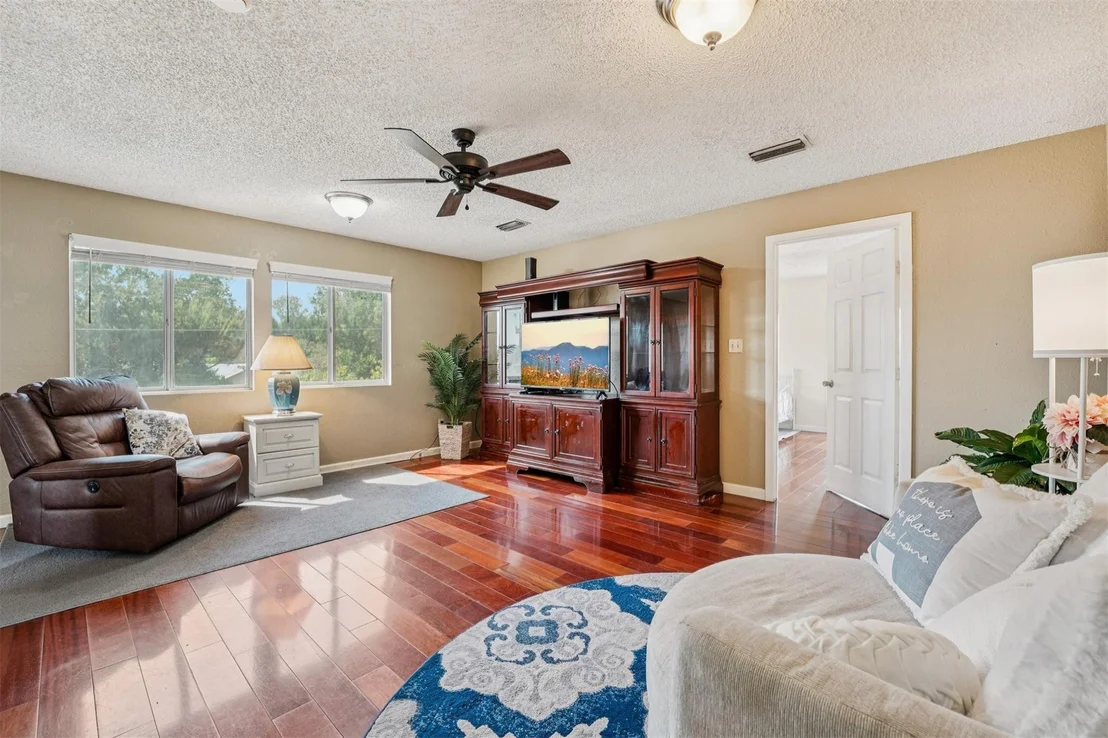 Photo of 11203 Travis DR