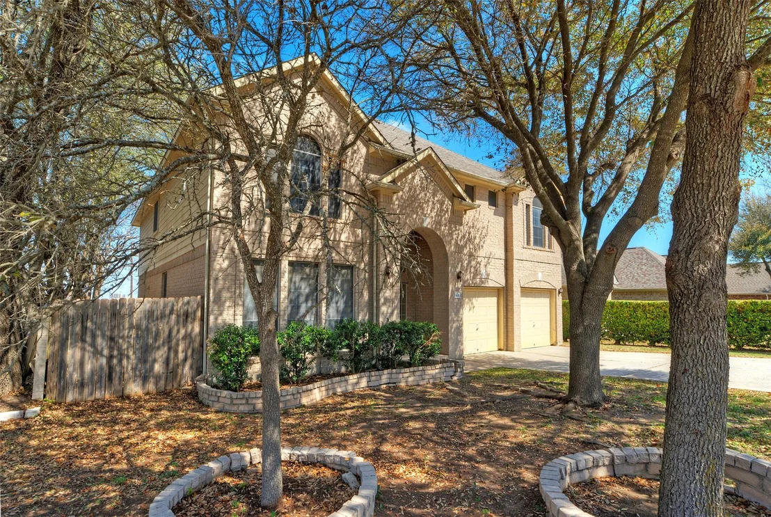 Photo of 601 Indian Run DR