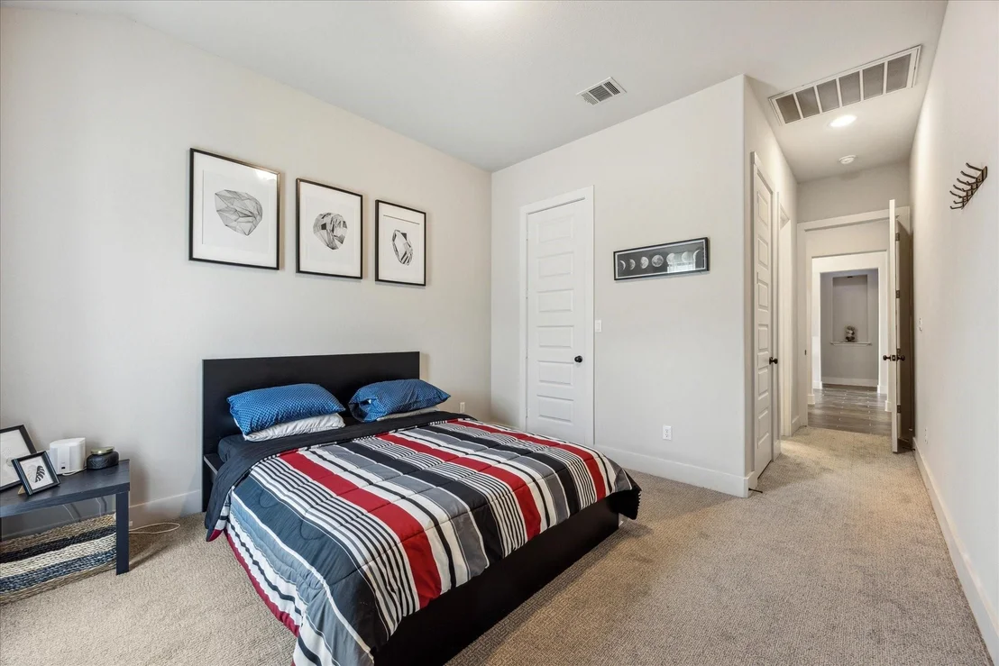Photo of 178 Kellogg LN