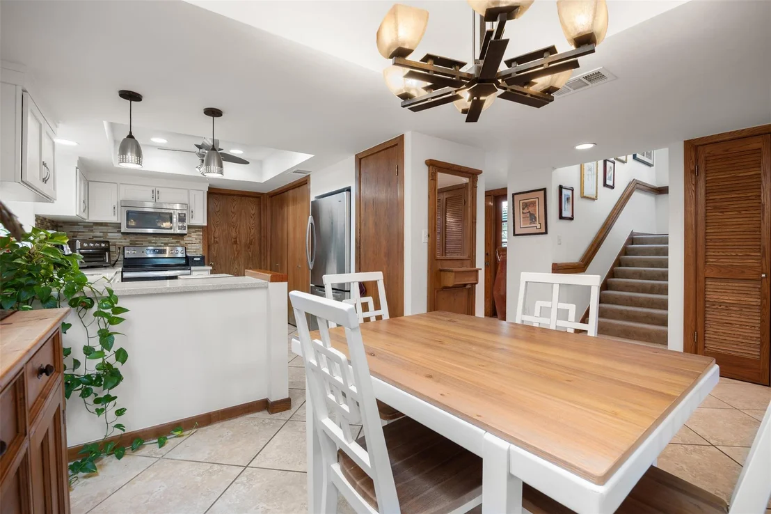Photo of 116 W Eagle DR