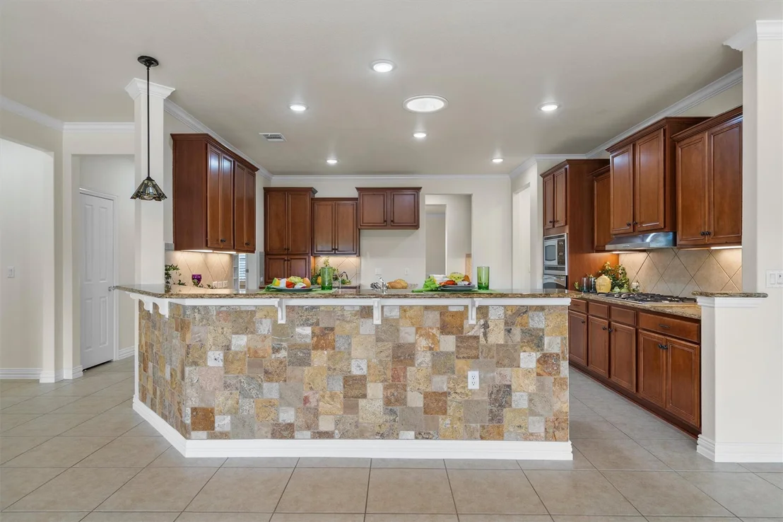 Photo of 300 Pipe Creek LN
