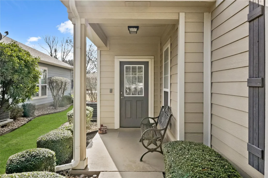 Photo of 113 Hampton CIR