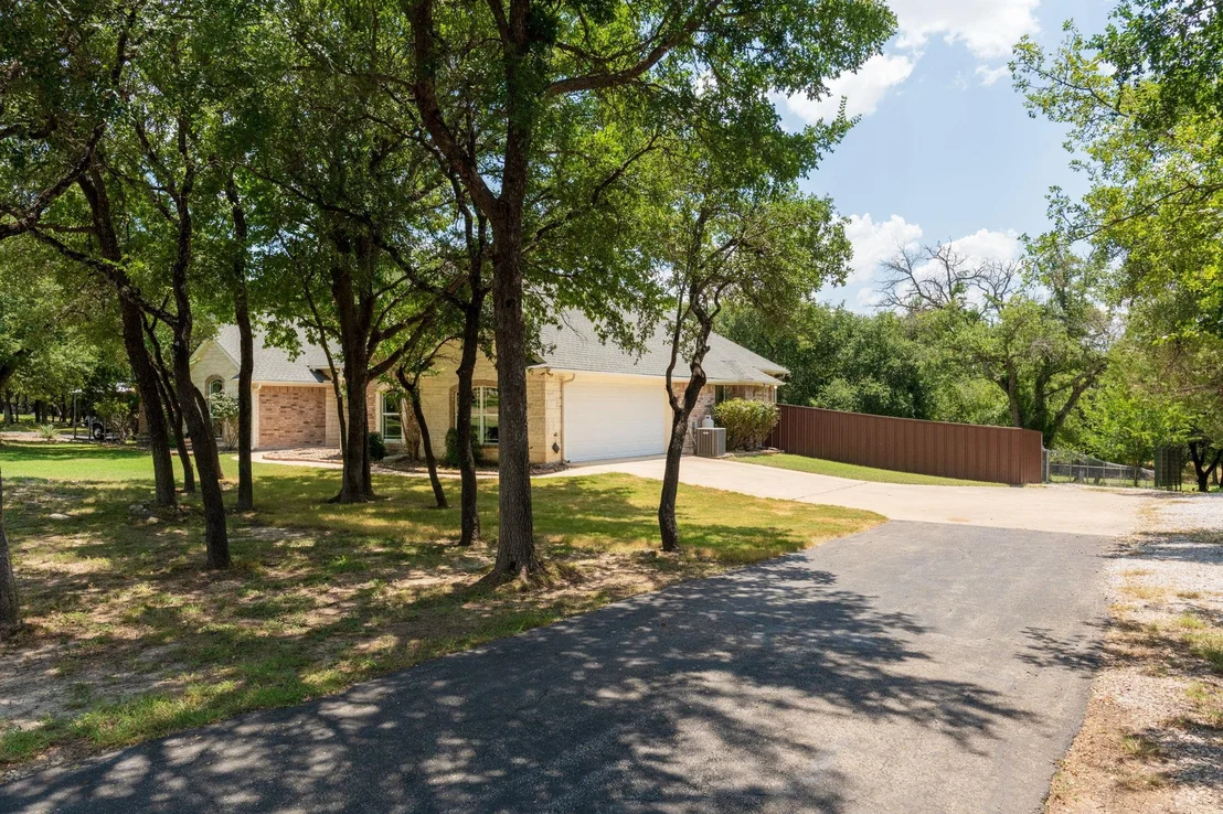Photo of 901 County Road 3150