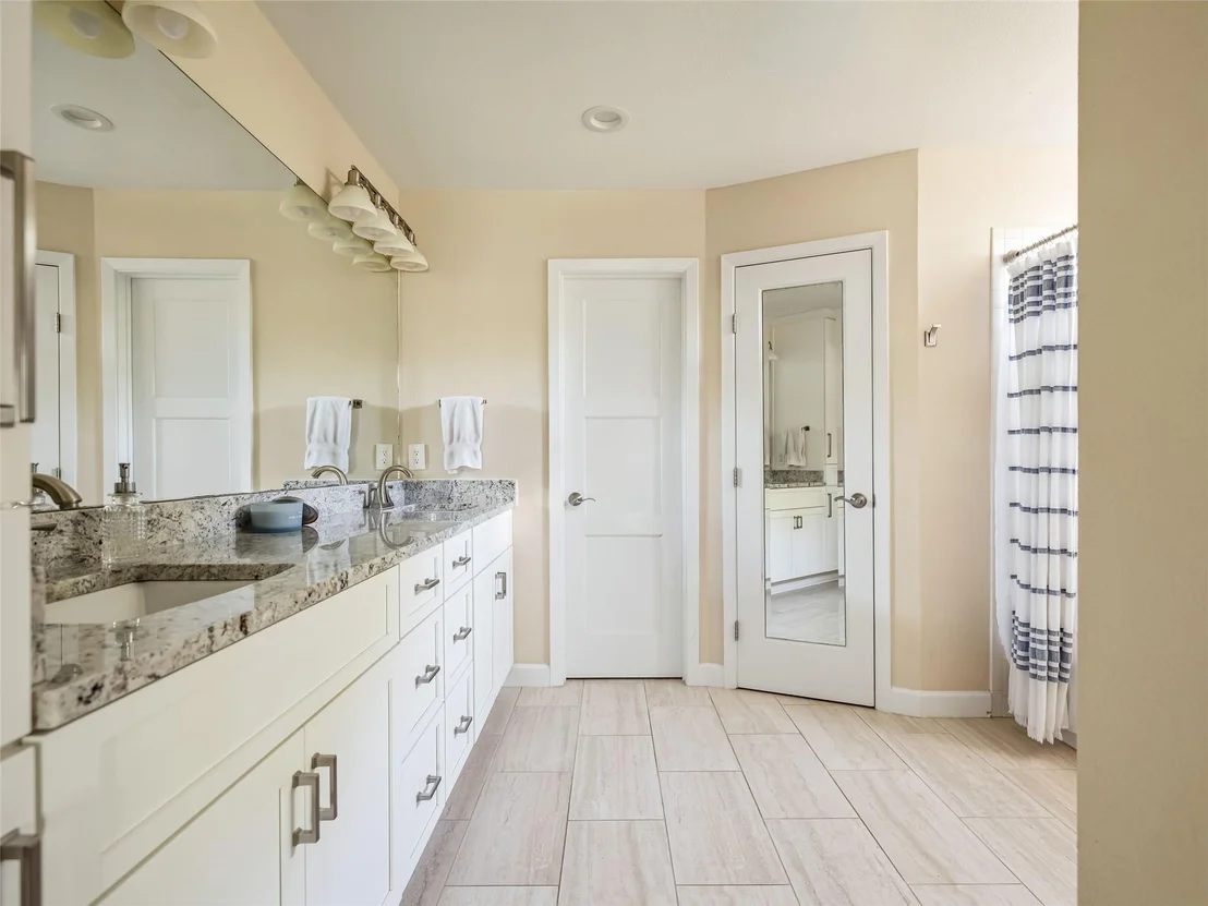 Photo of 3203 Western DR