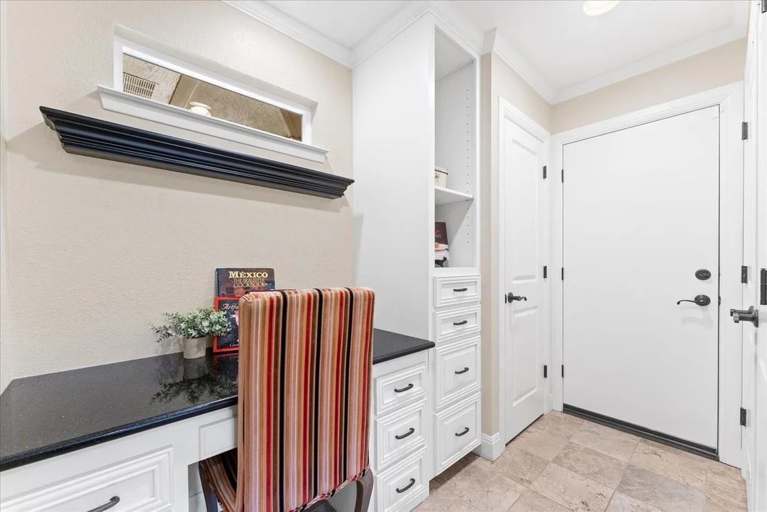 Photo of 10718 Pickfair DR