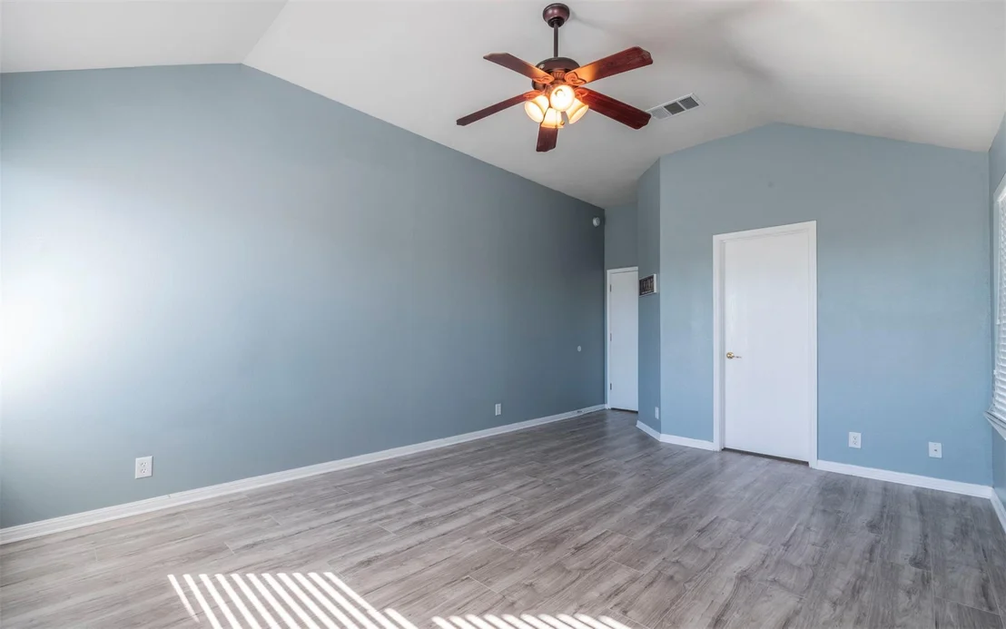 Photo of 1002 Stewart DR
