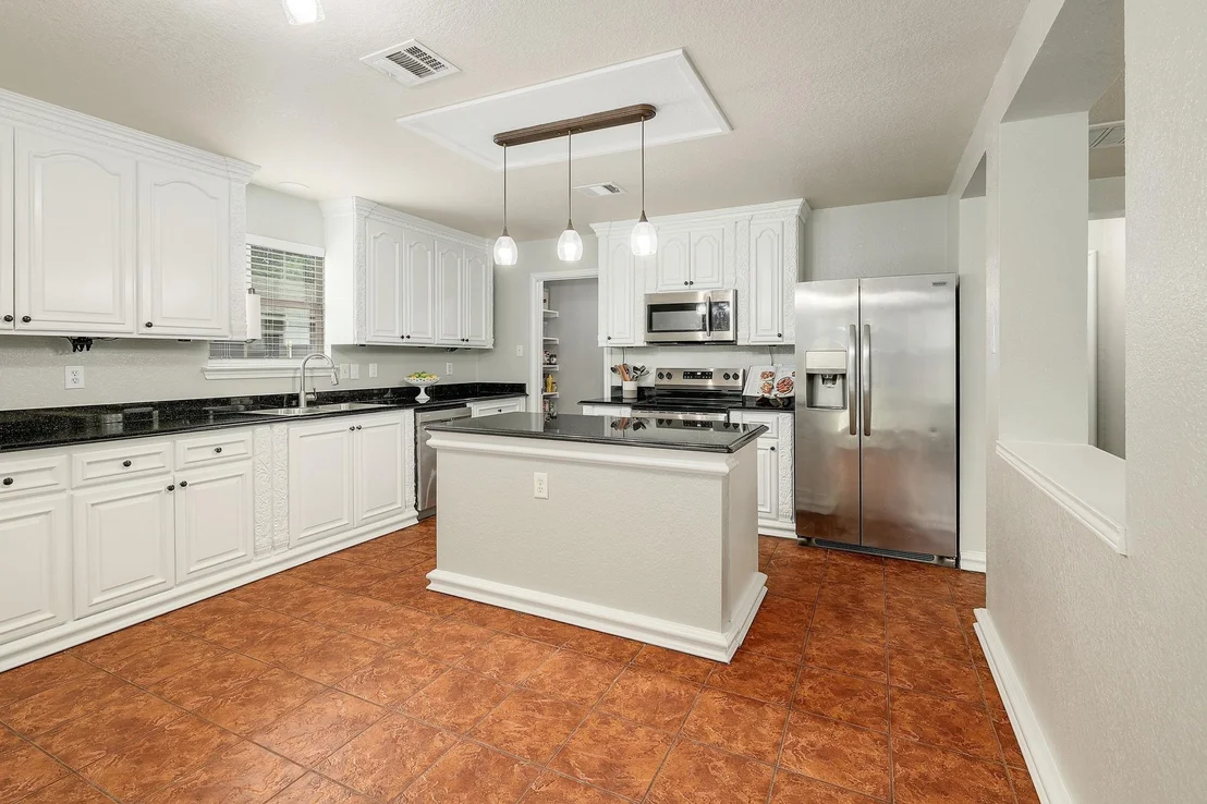 Photo of 335 Mistletoe LN