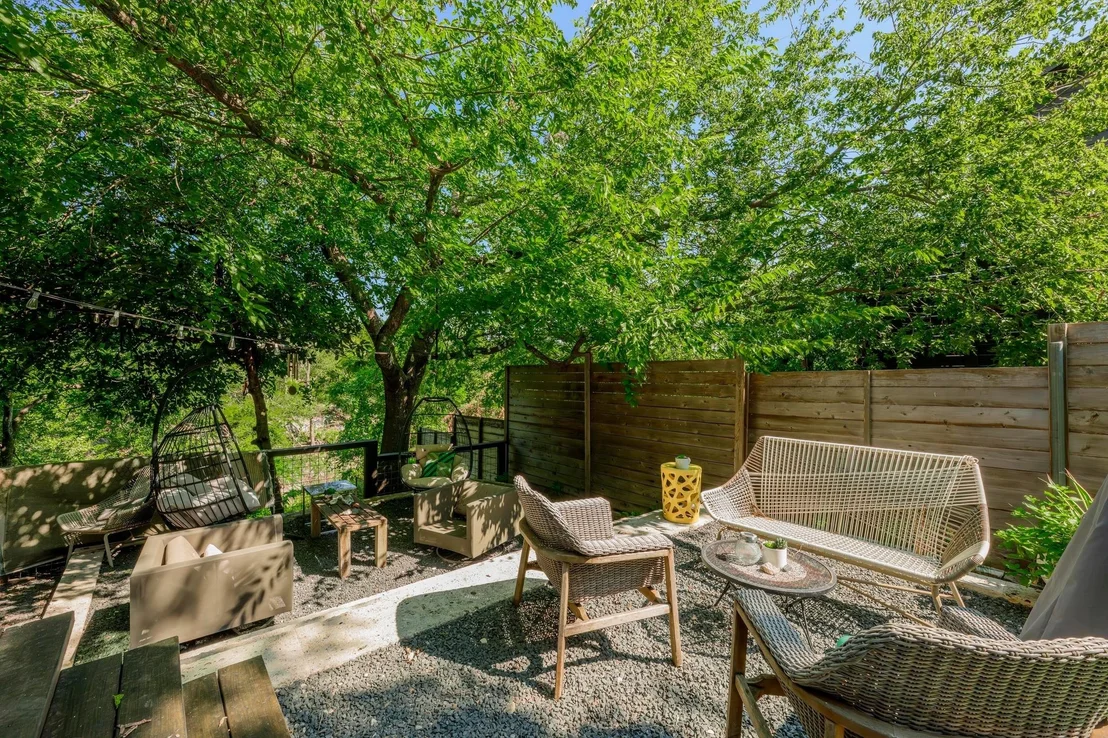 Photo of 7643 Parkview CIR