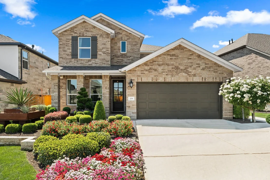 Photo of 208 Barton Oak TRL