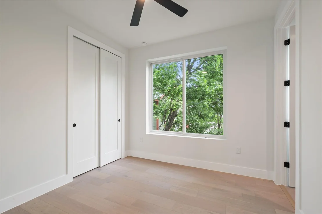 Photo of 1605 Cedar Ave