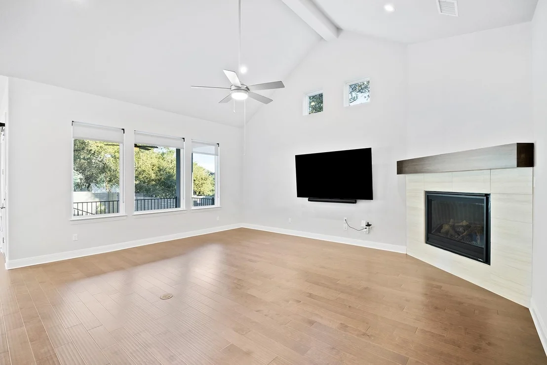Photo of 212 Iva June LN