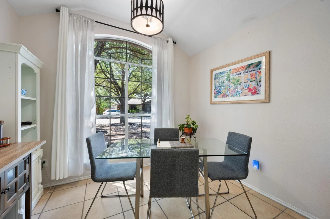Photo of 1606 Academy PL